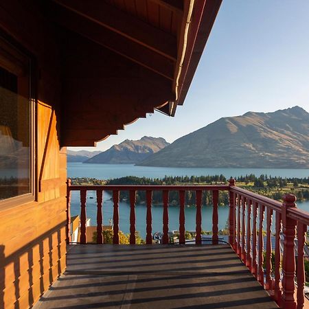 Matterhorn Lodge By Sotheby'S Luxury Rental Homes Куийнстаун Екстериор снимка