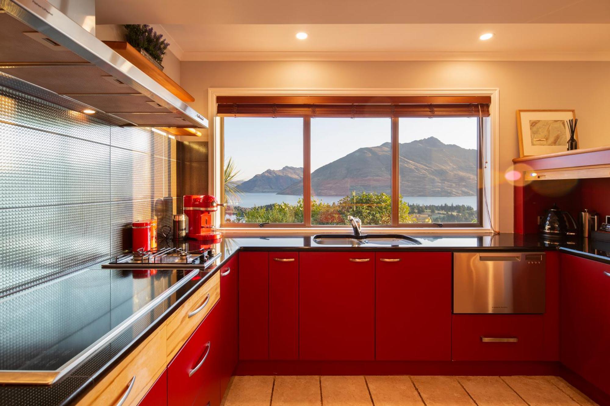 Matterhorn Lodge By Sotheby'S Luxury Rental Homes Куийнстаун Екстериор снимка